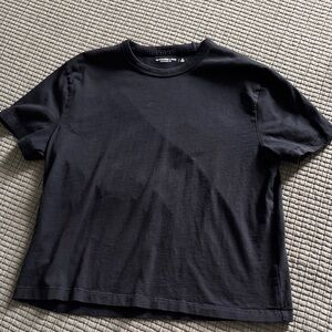 Abercrombie and Fitch shrunken tee - Black